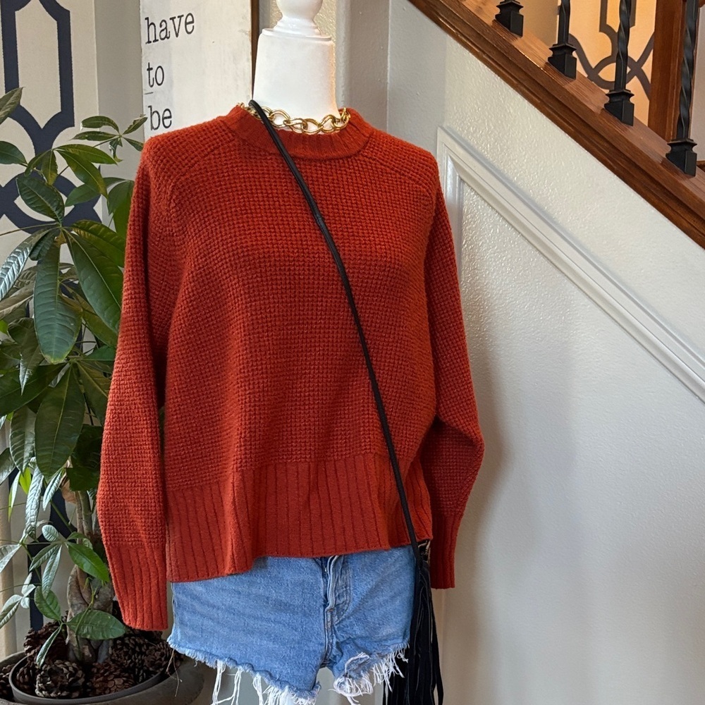 Cozy Cabin Classic Waffle Knit Sweater in Warm Rust Sweater 🤩